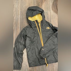 Boys north face size 7/8 windbreaker